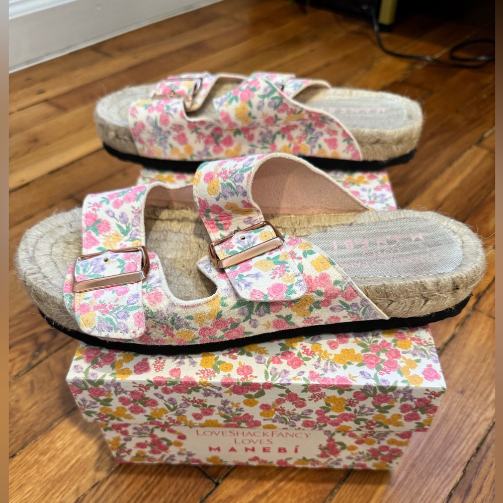 LoveShackFancy x Manebi Sandals - Picture 2 of 5